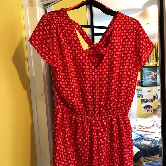 Red Pattern Romper - Picture 2 of 4